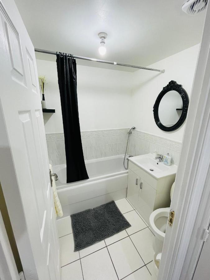Watan Cottage - Spacious 3 Bedrooms Entire House With Beautiful Outdoor Garden Manchester Extérieur photo